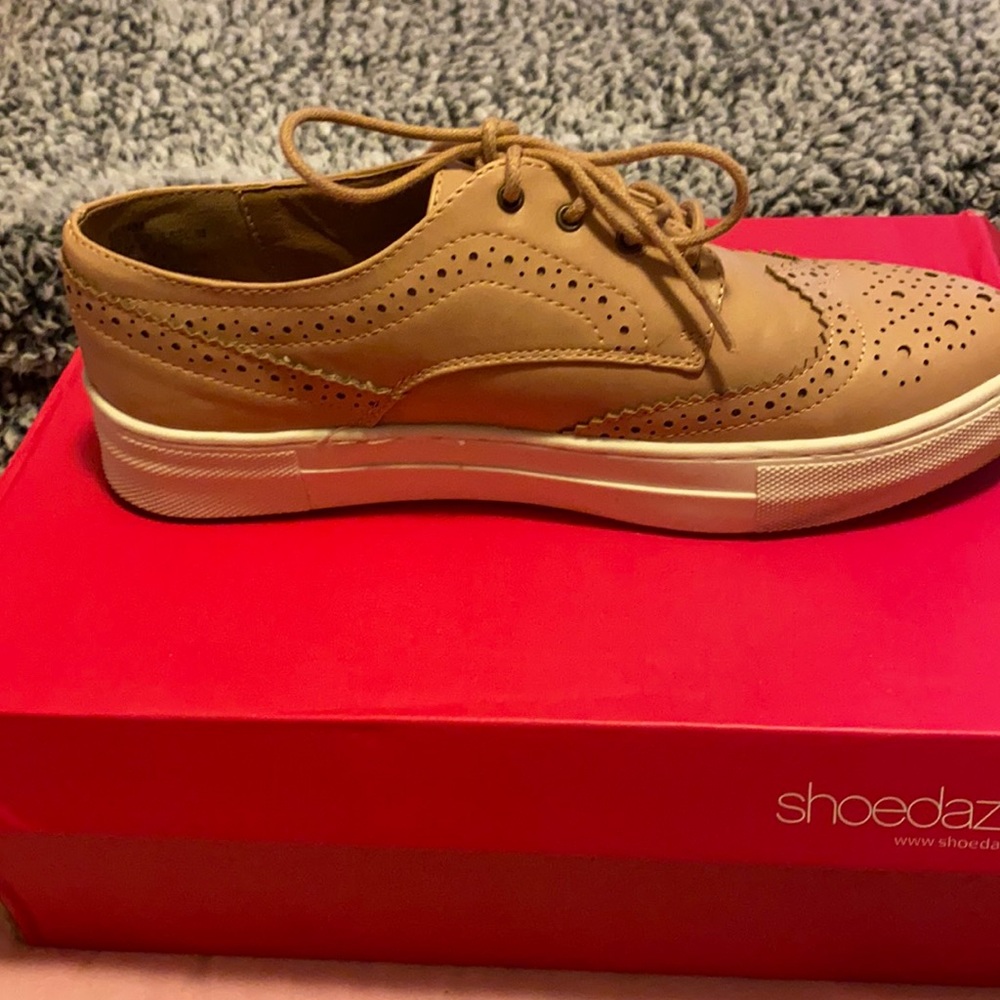 Oxfords size 7.5